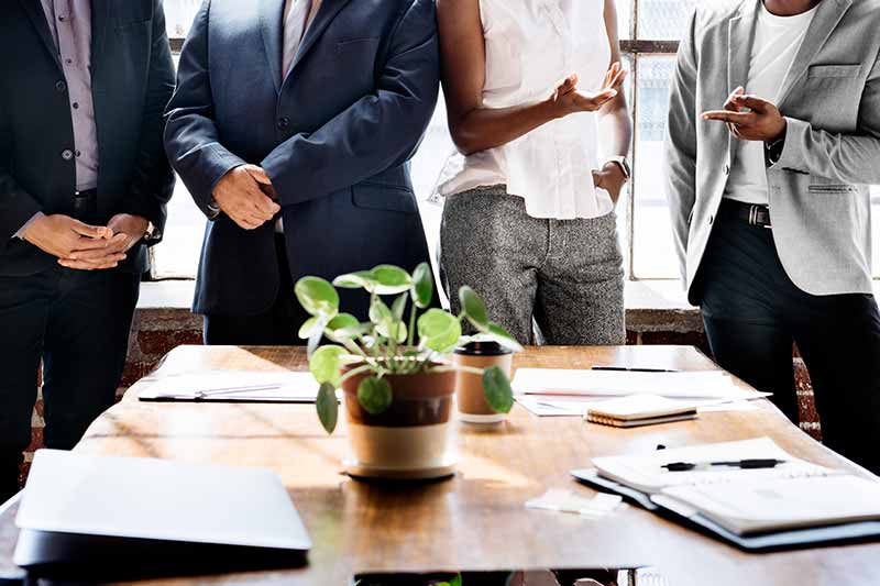 Segundo pesquisa, investidores estrangeiros participaram mais de aportes no Brasil no último ano